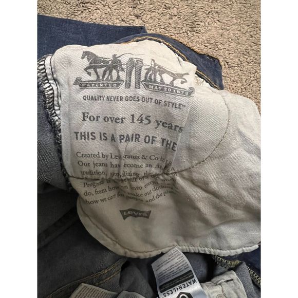 Levi Strauss & Co Dark Blue Straight Leg Men’s Jeans - Picture 3 of 4